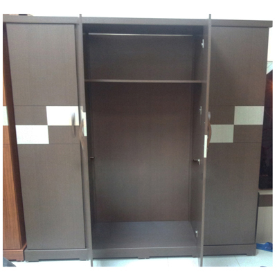 ảnh thá»±c tế tá»§ quần áo 4 cánh mầu nâu cafe kÃch thước 200cm