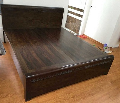Giường ngủ Gỗ Óc Chó GN41 cao cấp tự nhiên Vai thẳng chạm hoa văn truyền thống rộng 1m6x2m, 1m8x2m, 2mx2m2 Dát Phản Sơn PU hoặc đánh vecni