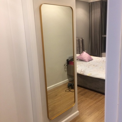 Gương sÆ¡n tÄ©nh Ä‘iện khung thép và ng hình chữ nháºt bo góc 50x150 cm