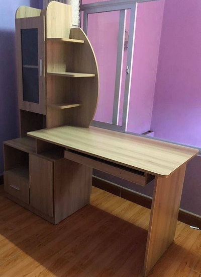 Bàn làm việc cánh buồm vân gỗ sang trọng nhiều ngăn
