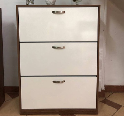Tủ giầy 3 tầng giá xoay thông minh cánh lật có tay nắm mở khung nâu cánh trắng