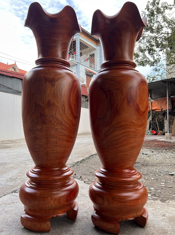 Lục bình gỗ hương đỠtự nhiên nguyên khối LBG01