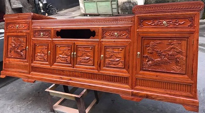 Kệ tivi gỗ hương đá dáng mõ lõm rộng 2m4