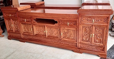 Kệ tivi gỗ hương đá dáng mõ lõm rộng cao 830mm