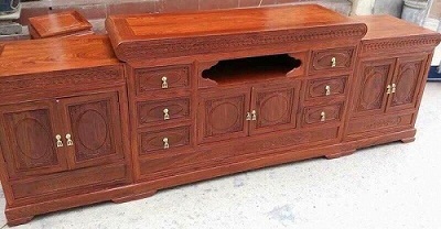 Kệ tivi mõ lồi gỗ hương đá 6 ngăn kéo