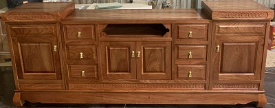 Kệ tivi gỗ hương sơn PU 2m4