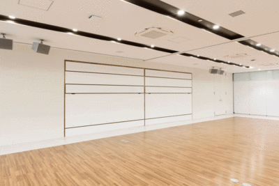 Bục sân khấu kotobuki Sea sau khi gấp gọn