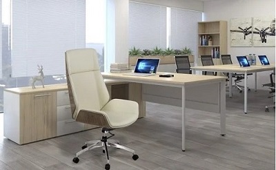 Bên trong bàn gỗ ép công nghiệp kết hợp tủ phụ