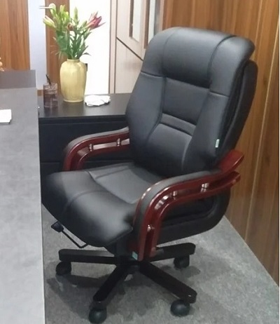 Ghế xoay giám đốc Tay ốp gỗ kết hợp với da PU GONC87 GX504