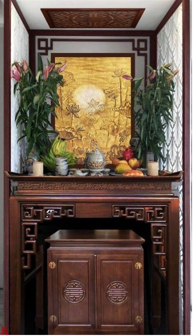 Ban thờ gỗ tự nhiên BT01