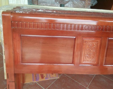 Chân giường gỗ xoan