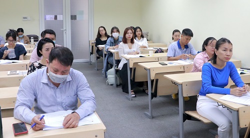 Ghế lớp học Kotobuki Sea SDA-190-99 mặt ghế đính liền bàn