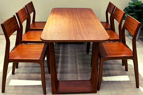 Bàn ăn gỗ xoan đào chân quỳ PA111 ghế lưng thấp