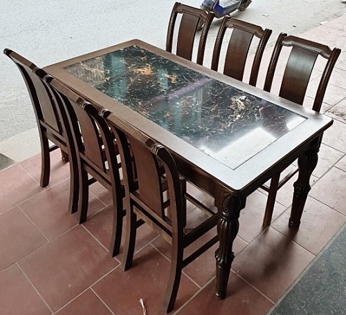 Bàn ăn gỗ sồi mặt đá sơn màu óc chó