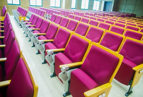 Một góc nhìn khác của ghế hội trường Ba Đình