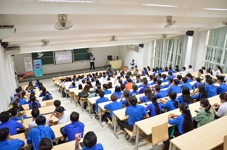 Ghế Kotobuki Sea SDA-700-79 ván ép được dán khuôn