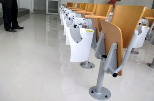 Góc nhìn tổng thể ghế trưá»ng há»c Kotobuki Sea TSA-0936T