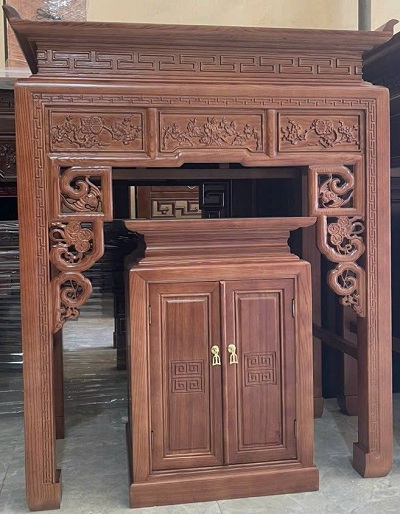Bàn thờ đứng gỗ sồi chạm nổi và chìm BTD21 rộng 107 cm