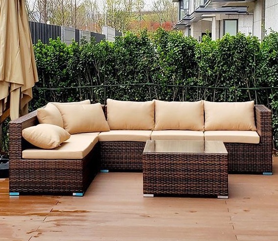 Bàn ghế sofa sợi mây giả nhựa sân vườn biệt thự SFN14 gồm 01 bàn, 01 sofa góc