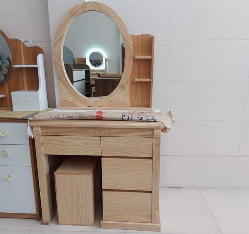 Bàn trang điểm gỗ verneer sồi đơn giản BP26 4 ngăn kéo, 1 ghế ngồi