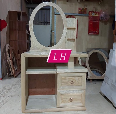 Bàn son phấn gỗ sồi nga khung gương liền kệ BP69