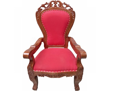 Ghế lãnh đạo tân cổ điển bọc nỉ đổ chạm hoa văn tinh tế GHT65 Chất liệu gỗ tự nhiên Sồi, Tần bì, Xoan đào... với vân gỗ sáng, đều vân, tạo nên sự sang trọng