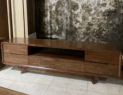 Kệ để tivi gỗ sồi nga 2m4 màu óc chó KVN22