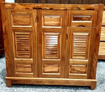 Tủ giầy gỗ hương xám 3 cánh nan chớp TGV45 Rộng 1000mm