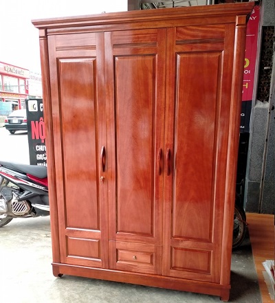 Tủ quần áo gỗ gội 3 cánh rộng 1m5 GTQA97 Rộng 150 Cao 212 Sâu 55-57cm thiết kế sang trọng hiện đại cánh phẳng một ngăn kéo nhỏ đựng đồ nhỏ gọn ở giữa