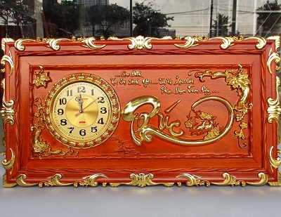 Tranh gỗ đồng hồ chữ phúc khung dát vàng 24k TRG50 chạm khắc tinh tế