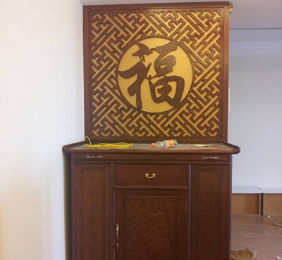 Vách trang trí bàn thờ khắc chữ phúc VG145 thành kính, trang nghiêm GHO-576