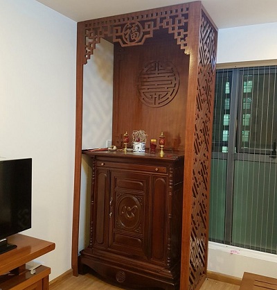 Vách ngăn ban thờ chung cư gỗ CNC chữ thọ VG137 GHO-584