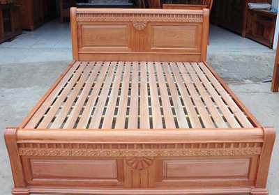 Giường ngủ gỗ xoan tự nhiên hoa văn tinh xảo tỉ mỉ GN67