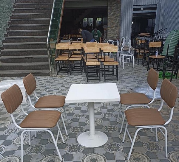 Bộ cafe mặt bàn vuông kết hợp ghế giả da BCF06