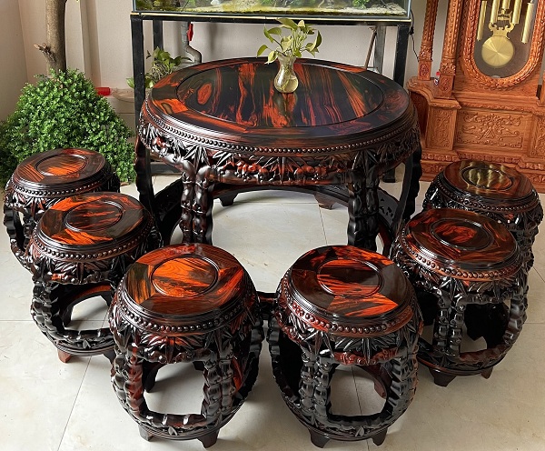 Bộ bàn ghế chạm trúc gỗ trắc tự nhiên BTG11