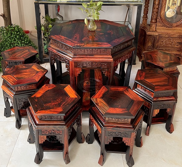 Bộ bàn ghế gỗ trắc hình lục giác BTG4