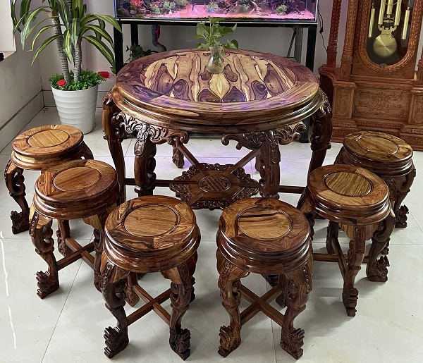 Bộ bàn ghế trống tròn gỗ cẩm tự nhiên chạm kỳ lân BTG9